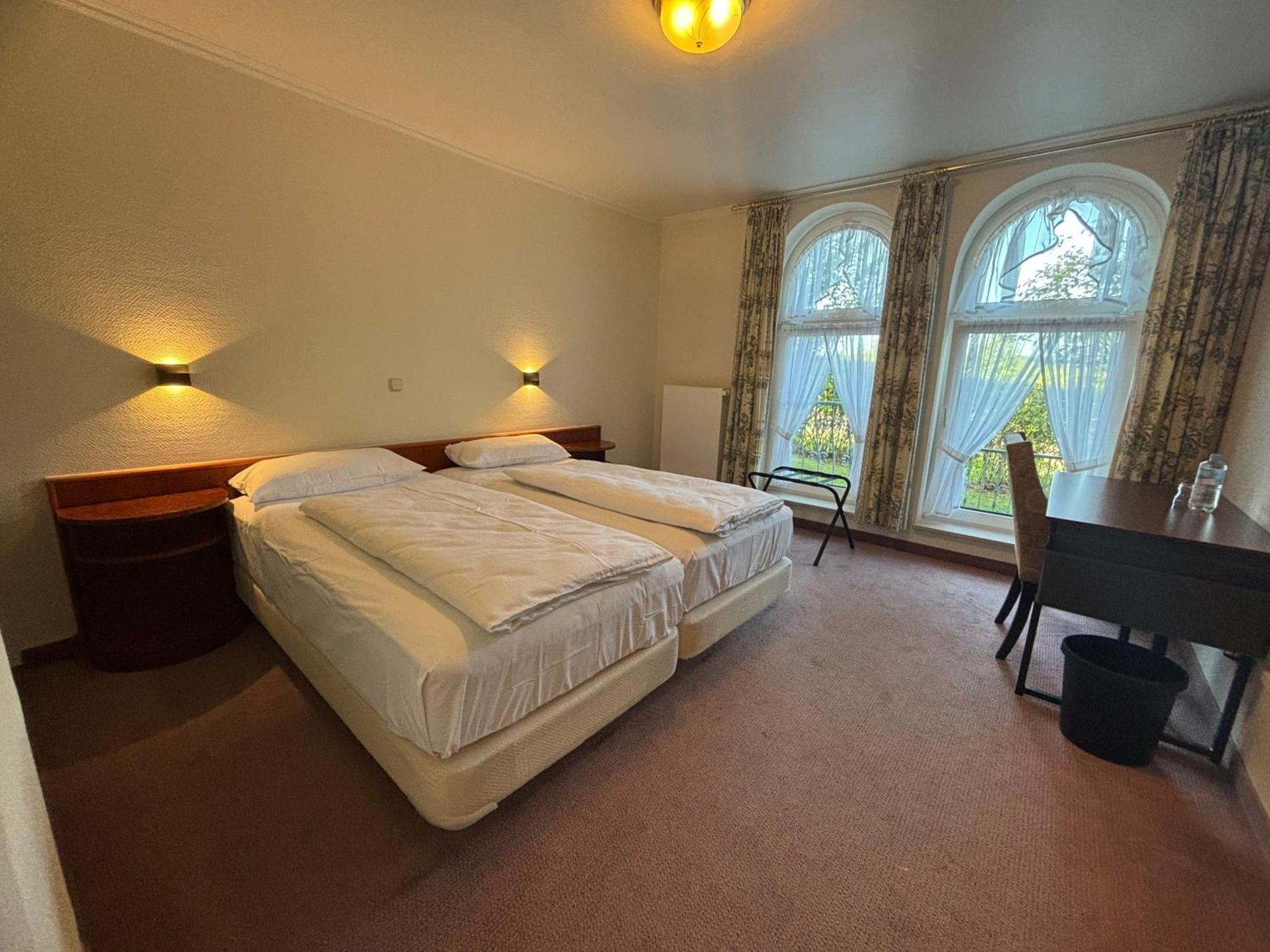 Hotel Thesdorfer Hof *