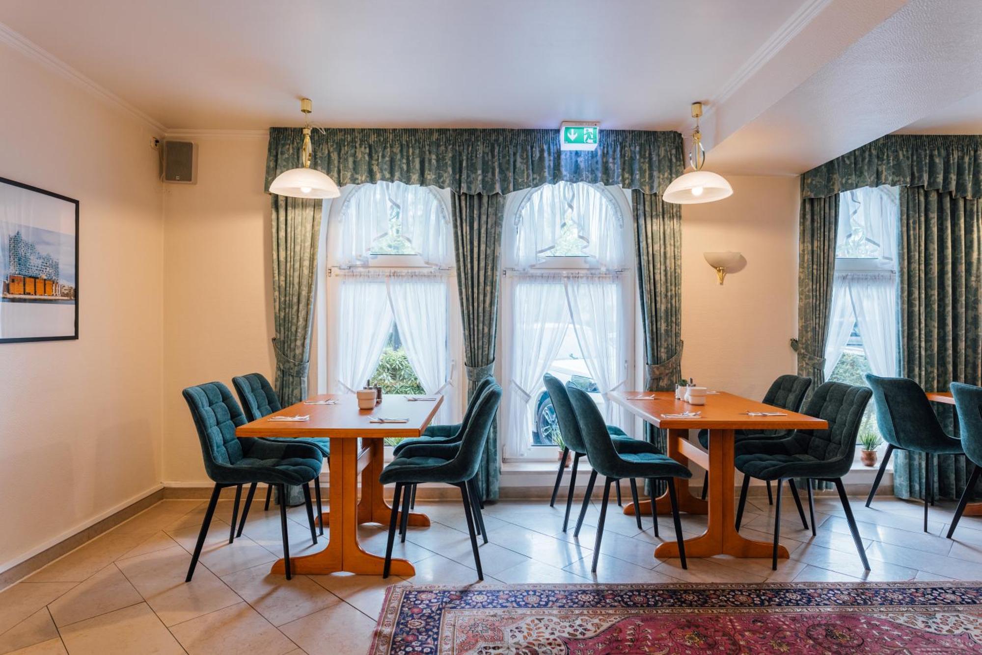 Hotel Thesdorfer Hof *